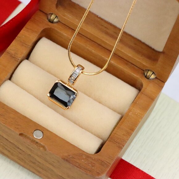 "Chic Black Emerald Cut Pendant with Gold Plated Baguette Bail, XPPT1778 - Picture 8 of 13